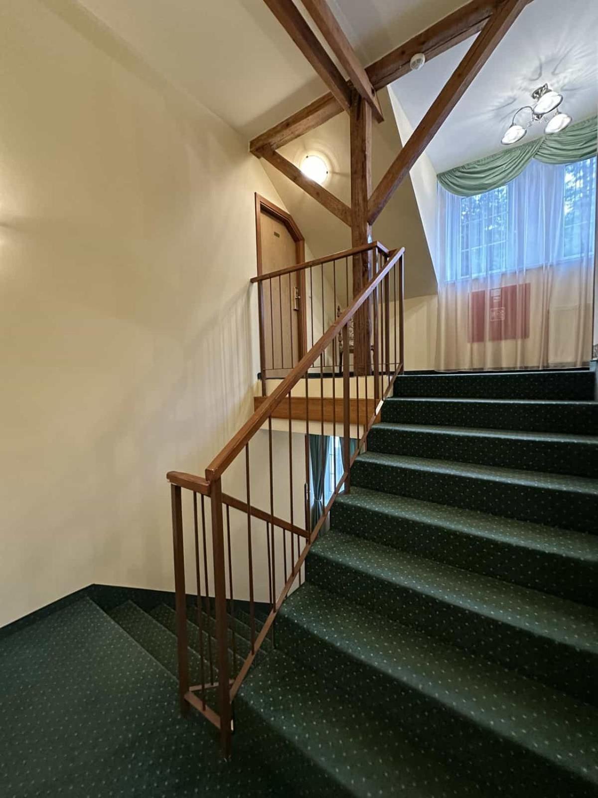 Hotel U Zamecku Cihelny Karlovy Vary Extérieur photo