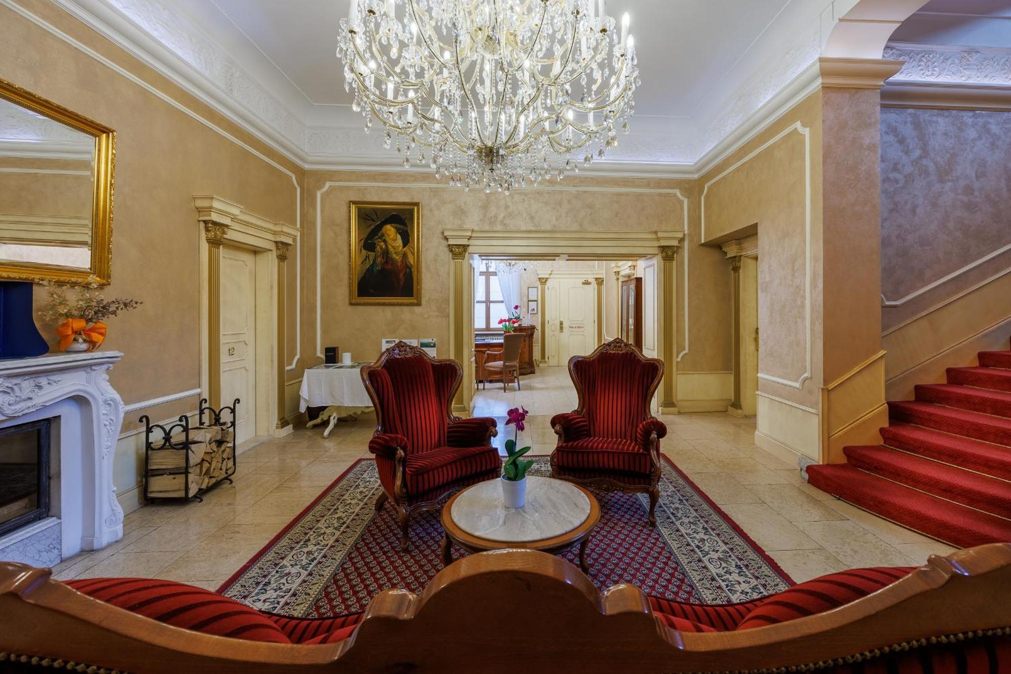 Hotel U Zamecku Cihelny Karlovy Vary Extérieur photo
