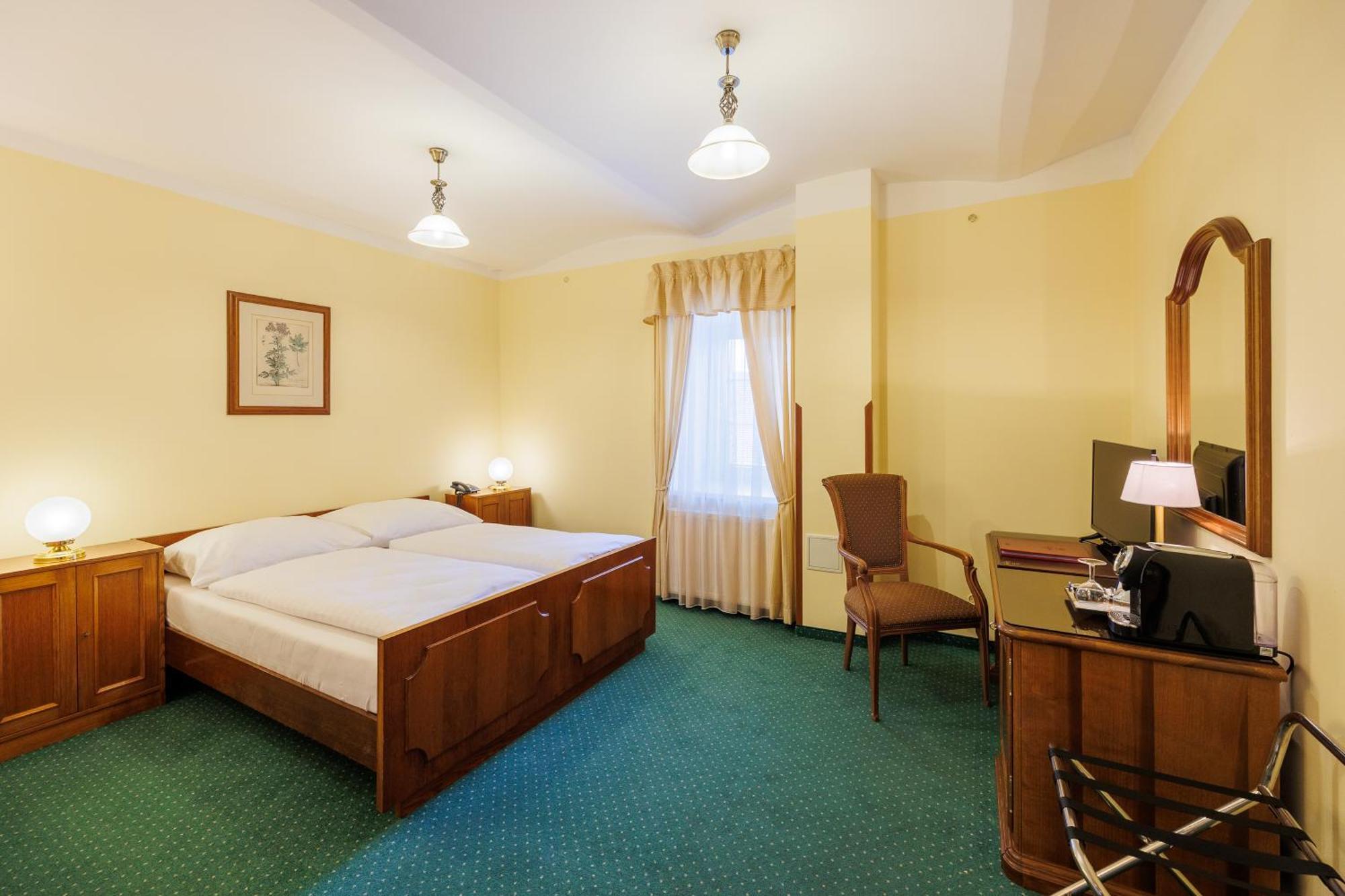 Hotel U Zamecku Cihelny Karlovy Vary Extérieur photo