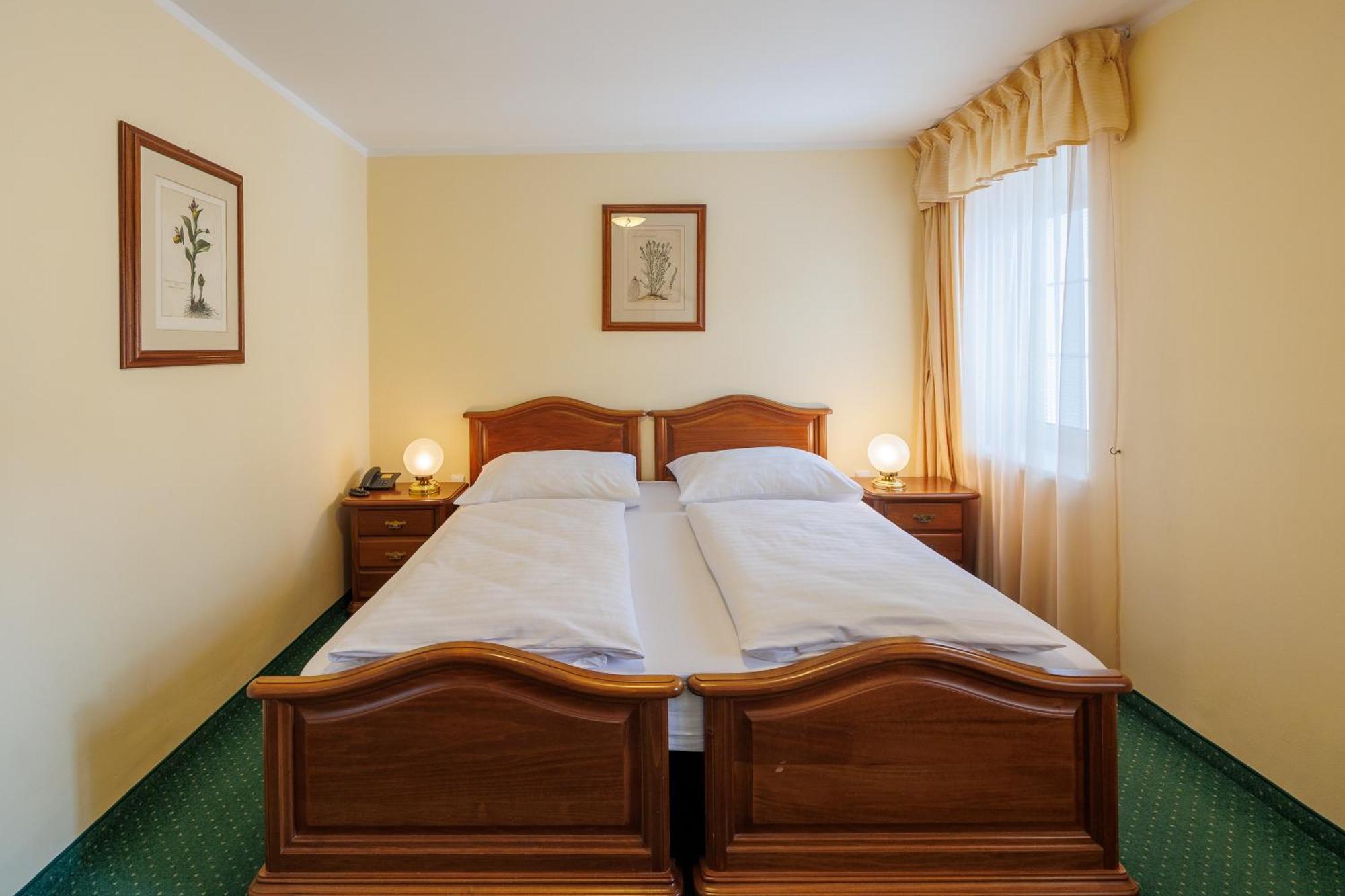 Hotel U Zamecku Cihelny Karlovy Vary Extérieur photo